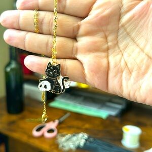 Black cat necklace